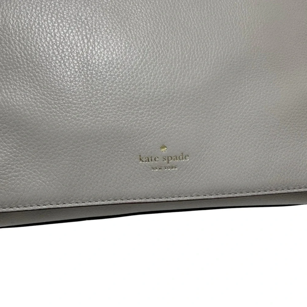Kate Spade Adair Atwood Place Stone ice Grey Shoulder Bag Leather Gold Hardware‎